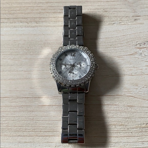 chunky border guess watch. - Picture 2 of 4